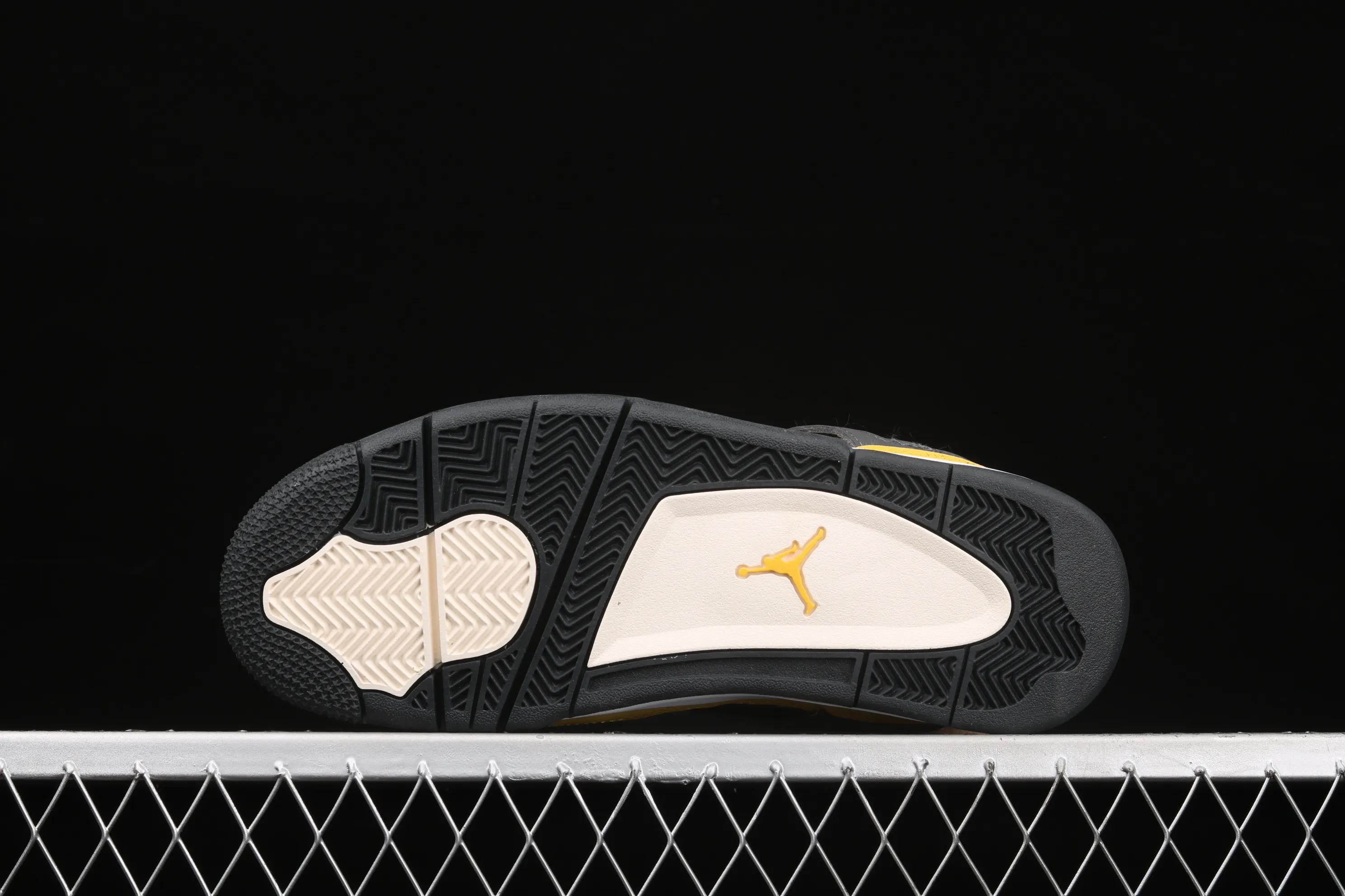 All categories Air Jordan Jordan series basketball shoes Air Jordan 4 G version Air Jordan 4 "Lightning" AJ4 Joe 4 yellow electric mother 314254-702